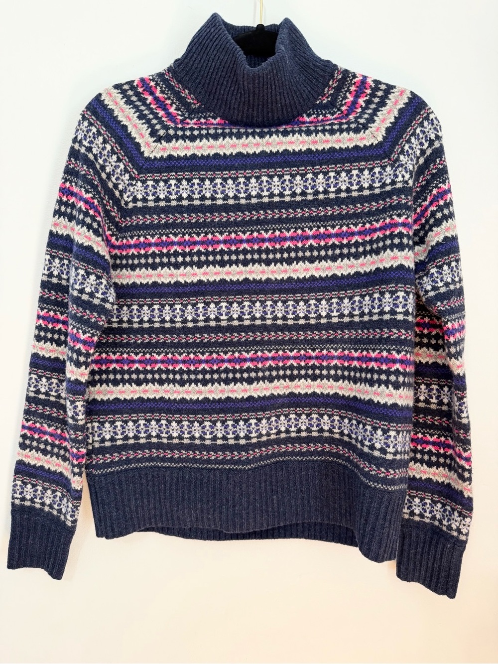 J crew turtleneck navy fair isles size small 100% wool winter pullover
